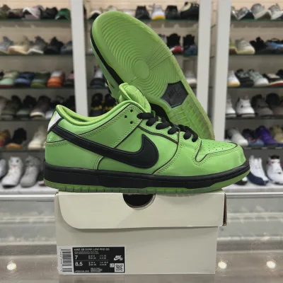Nike SB Dunk Low The Powerpuff Girls Buttercup • Pre-Owned [1672] / US M 7 / Pre-Owned