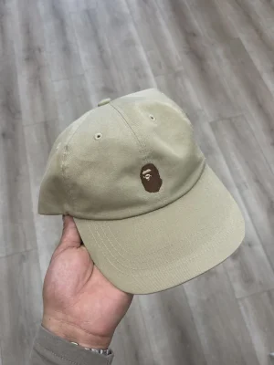 BAPE One Point Panel Cap  beige • Pre-Owned [1181]